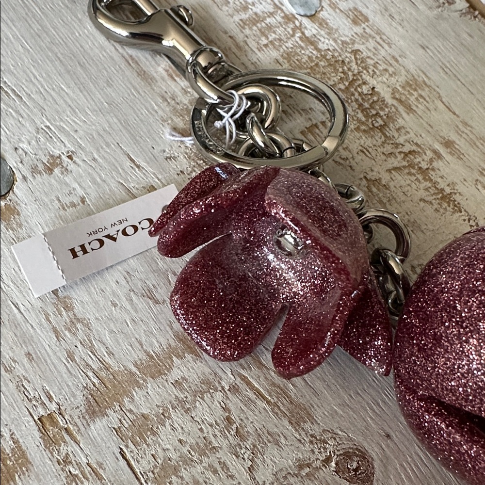 COACH GLITTER RESIN TEA ROSE BAG CHARM SILVER/STRAWBERRY NWT - Picture 4 of 6